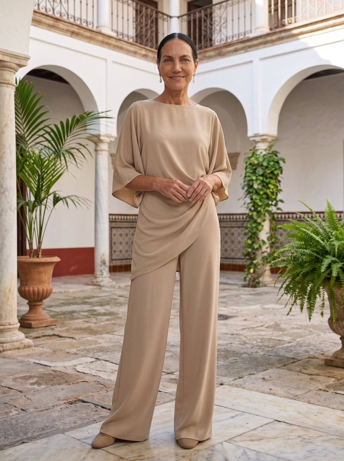 Matilde | Conjunto de dos piezas con blusa de manga capa y pantalón ancho