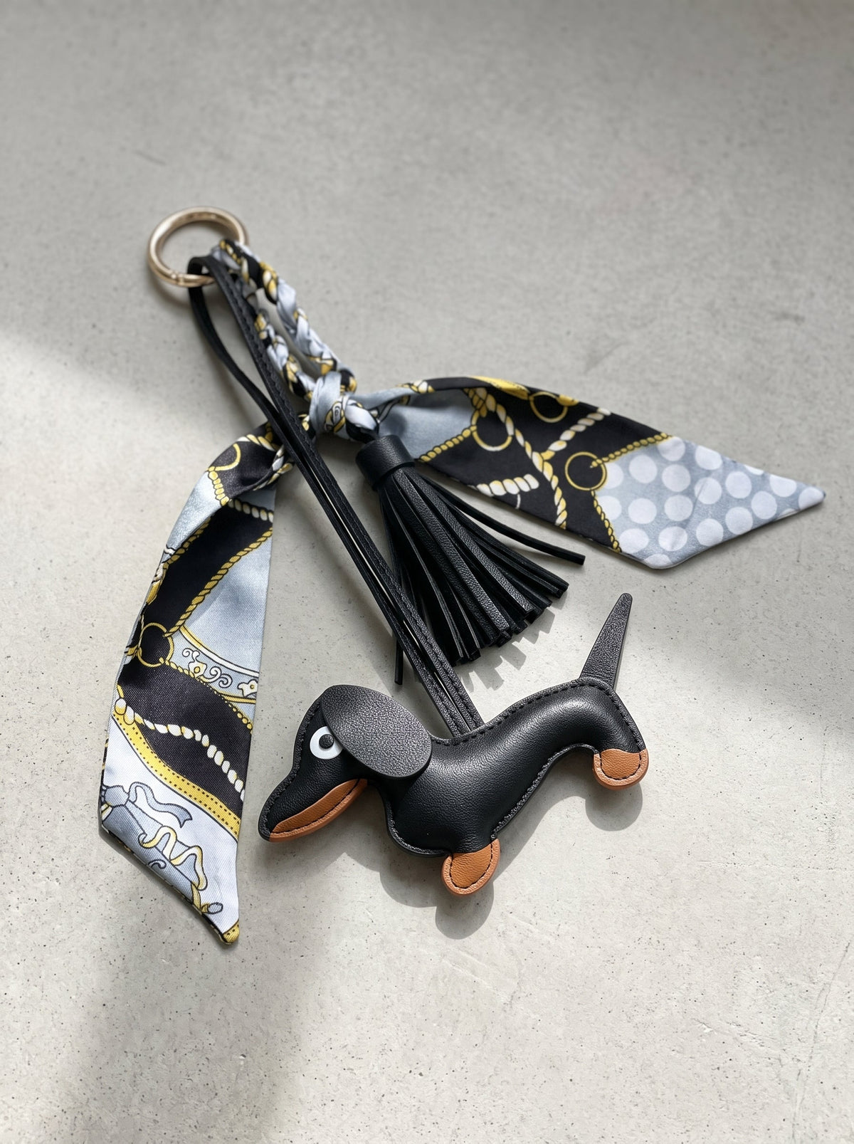 Charm de Bolso Teckel en Piel Mujer Colección Miniaturas